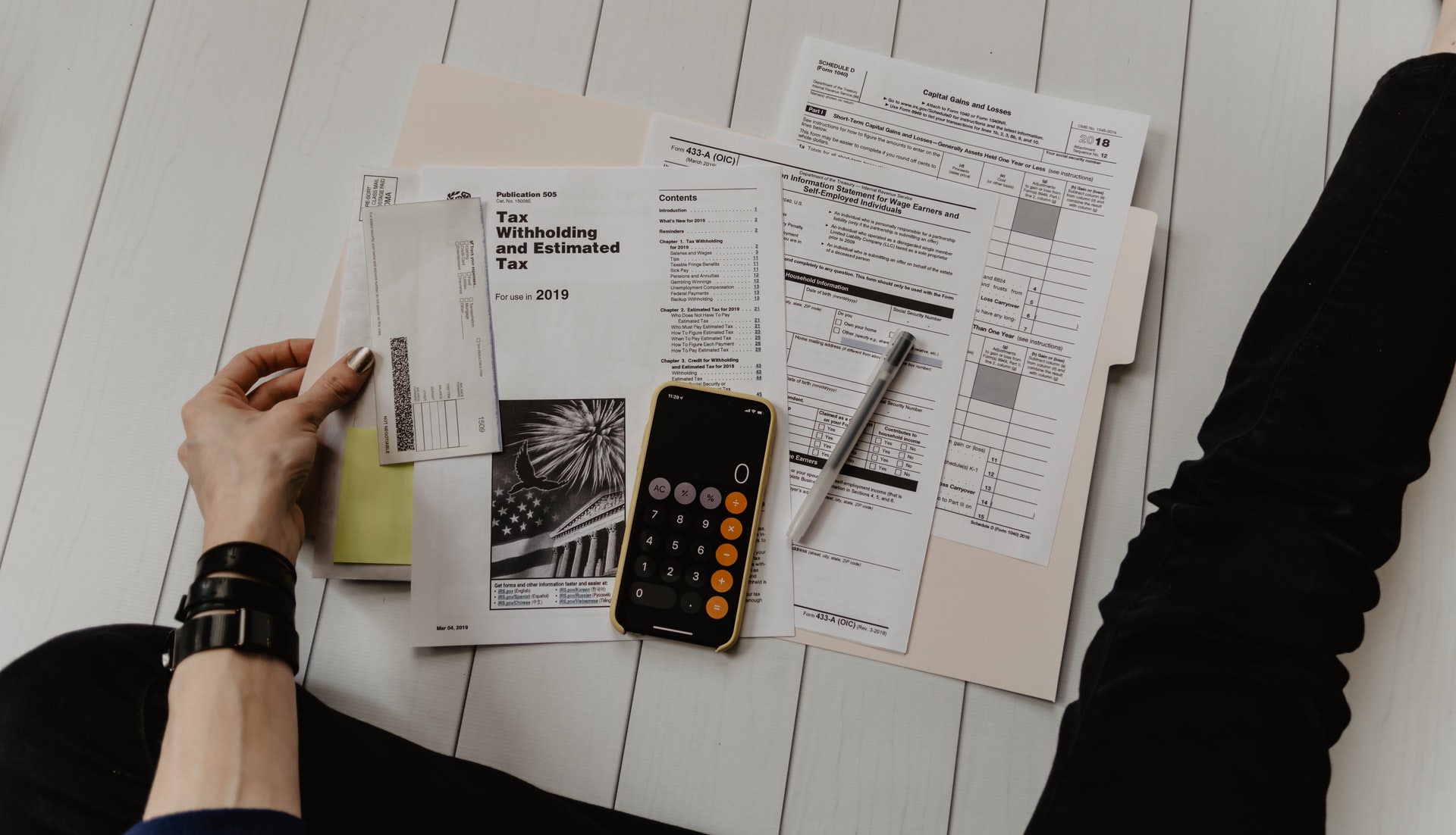  I the first of these BBL articles we looked at your options if you are struggling to pay your Bounce Back Loan payments. If you haven&rsquo;t read that article, it may be worth reading it now because we discuss the routes available to you via the &lsquo;Pay as you Grow&rsquo; options. In this article, we want to focus on what happens if your financial situation has progressed to a critical stage. &nbsp;There is a lot of uncertainty and conflicting opinions so, we will try to answer the main points raised by the question &lsquo;what happens if I can&rsquo;t pay back my Bounce Back Loan&rsquo;? 